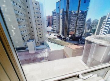 Comercial · 28m² · Sala comercial no Ceisa Center.