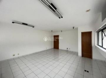 Comercial · 113m² · Loja no centro.