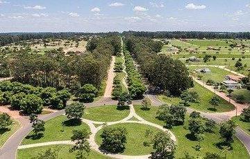 Terreno · 450m² · VENDO OU TROCO POR UM CARRO UM TERRENO EM CONDOMÍNIO FECHADO