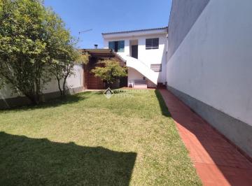 Casa · 77m² · 2 Quartos · Charmoso Imóvel com Ótima Localização e Excelente Estrutura