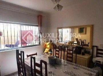 Casa · 180m² · 3 Quartos · 2 Vagas · OTIMO SOBRADO A VENDA NO BAIRRO TABÕAO