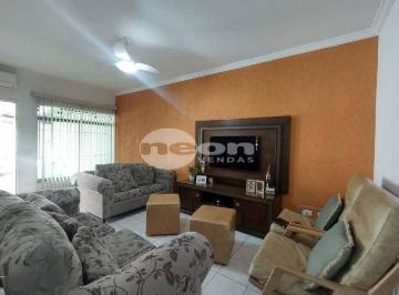 Casa · 150m² · 3 Quartos · 3 Vagas · Casa à Venda no Centro de São Bernardo
