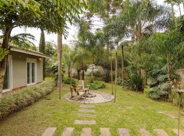 Casa · 334m² · 3 Quartos · 6 Vagas · Casa térrea à venda com terreno amplo de 1.161 m²