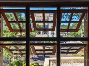 95ac55a9 · Casa, 5 dormitórios, 280 m², em Cristal