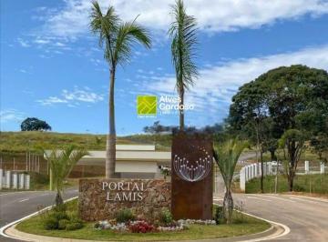 e817d4aa62e44efc4c715d02c7563c33b41e1840 · Terreno a venda no cond. Portal Lamis em Atibaia