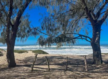 Terreno , Florianópolis · Lote 360m2, escritura pública, Praia do Moçambique, Florianópolis, SC