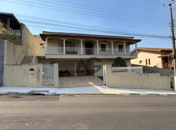 img0 · Casa à venda - em Serra Negra