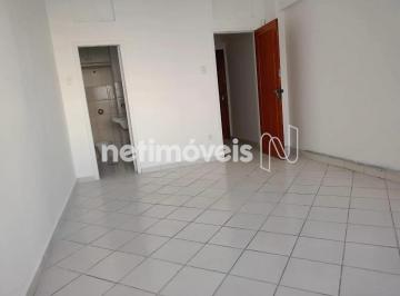 Comercial · 26m² · Sala com 26 m²;