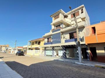 Apartamento · 379m² · 3 Quartos · Prédio a venda para renda passiva.