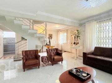 ee5e2b40 · Casa, 3 dormitórios, 325.5 m², em São Sebastião