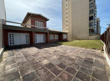 202511160959391174.jpeg · Casa para Venda em Tramandaí, Centro, 5 dormitórios, 2 suítes, 5 banheiros, 3 vagas