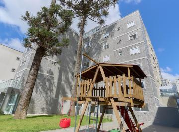 Apartamento de 3 quartos, Curitiba · Água Verde – Uma Verdadeira Mosca Branca no Mercado!