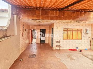 Casa de 5 quartos, Taguatinga · QNH 4 - 98224-8049 INVESTIDOR LAJE  COM DUAS CASA NO FUNDO PROXIMO TAGUACENTOR 