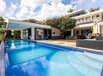 Casa · 530m² · 5 Quartos · Casa para alugar no bairro Alphaville em Santana de Parnaíba/SP