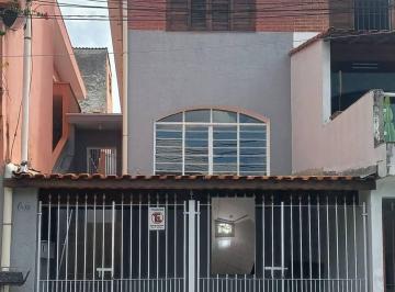 Apartamento · 165m² · 3 Quartos · 2 Vagas · Sobrado à Venda – 3 Dormitórios | 1 Suíte | 2 Vagas | Área Gourmet | Excelente Localização