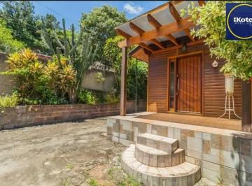Casa · 114m² · 4 Quartos · 2 Vagas · Casa 4 Dormitórios Bairro Gloria.