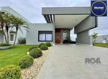 Casa · 220m² · 3 Quartos · 4 Vagas · Casa à venda - em Torres