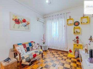 Apartamento · 52m² · 2 Quartos · Apartamento com 2 quartos, 52m²  Rua Clemenciano Barnasque - Teresópolis, Porto