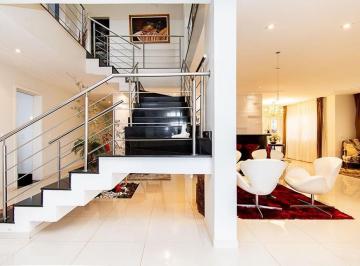 Casa · 600m² · 4 Quartos · 1 Vaga · CASA COM 4 SUÍTES NO RIACHO FUNDO I