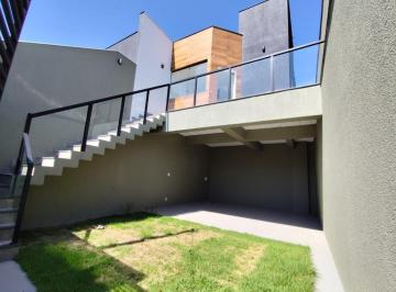 Casa · 82m² · 3 Quartos · 4 Vagas · Casa de 3 Quartos a Venda no Bairro Dom Pedro I