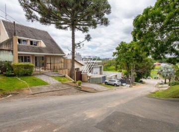 Casa de 4 quartos, Curitiba · Exclusiva Residência com 4 Suítes e Vista Incrível para o Parque Barigui