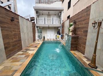 Imperdível Casa à Venda em Santos-SP, Bairro Encru · Imperdível Casa à Venda em Santos-SP, Bairro Encruzilhada - 4 Quartos, 4 Suítes, 2 Salas, 5 Banheiro