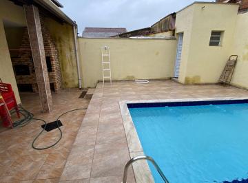 Casa de 3 quartos, Itanhaém · Casa com 03 quartos mais piscina lado praia em Itanhaém