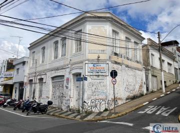 Foto 03 · Casa comercial à venda no Centro de Bragança Paulista-SP: 4 salas e 235,11 m² de área. Confira já!
