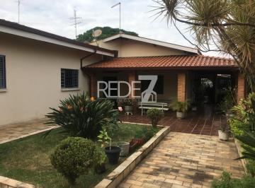 Foto 01 · Imperdível casa à venda em Campinas-SP, Vila Industrial: 4 quartos, 1 suíte, 4 salas, 3 banheiros, 3
