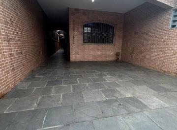 Casa de 2 quartos, Itanhaém · Casa com 2 dormitórios, sendo 1 suíte para Venda, Itanhaém / SP