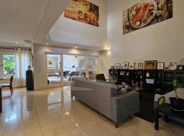 Casa · 303m² · 3 Quartos · 4 Vagas · Casa à venda em Campinas, Bairro das Palmeiras, com 3 suítes, com 303 m², Palmeiras da Hípica