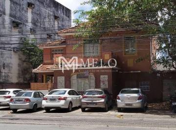 Casa · 660m² · 4 Quartos · 6 Vagas · VENDO CASA COM 660 M2 DE ÁREA TOTAL NA BOA VISTA PRÓXIMO AO SHOPPING BOA VISTA CRECI PE 17797