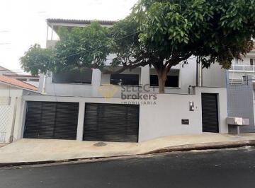 Casa · 369m² · 3 Quartos · 2 Vagas · Casa 3 andares em Maria das Graças, recém reformada.