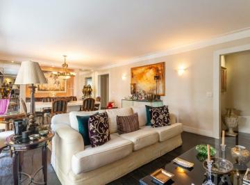 Apartamento · 166m² · 3 Quartos · 1 Vaga · Apartamento no Jardim América com 02 suítes e 01 vaga