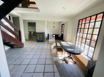 Casa · 4 Quartos · Casa à venda - em Sambaqui