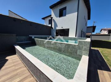 Casa · 180m² · 3 Quartos · 3 Vagas · 
                                Casa em Peruíbe
                            