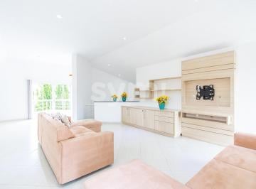 Casa · 845m² · 5 Quartos · Casa à venda - em Santa Felicidade