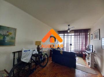 Apartamento · 90m² · 2 Quartos · 1 Vaga · Oportunidade para investidor! Apartamento com 2 dormitórios a 2 quadras da praia