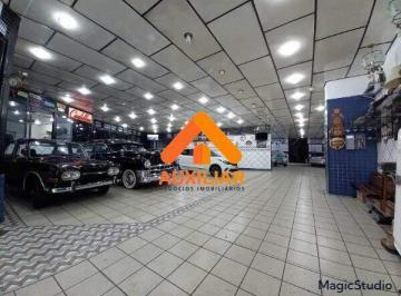 Comercial · 2383m² · Prédio comercial ideal para oficina de veículos com 3 pavimentos e elevador de carga- Vila Nova - Sa