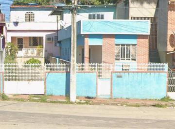 Casa de 2 quartos, São Gonçalo · Aluga casa 2qtos térrea São Gonçalo bairro Vila Yara