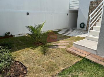 Casa · 297m² · 3 Quartos · 2 Vagas · Casa em Vale dos Cristais - Macaé, RJ por 1