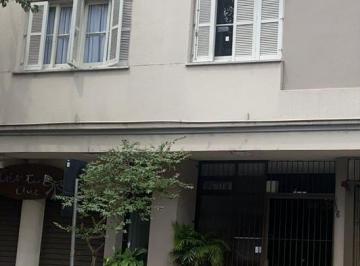 Apartamento · 62m² · 2 Quartos · Apartamento em Centro Histórico