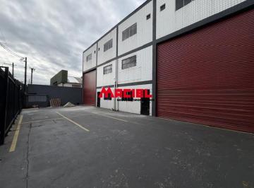 Comercial · 498m² · 5 Vagas · Galpão para Locação no Chácaras Reunidas ? Excelente Oportunidade! Pé Direito Alto, Ponte Rolante e
