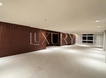 1 · Apartamento com 360 m², à venda no bairro Cerqueira César.
