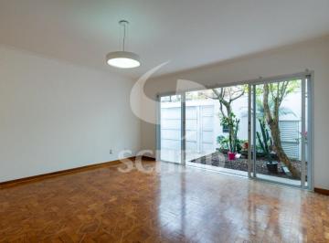 Casa · 171m² · 4 Quartos · 2 Vagas · Casa á Venda em Perdizes com 171m², 4 quartos sendo 1 suíte, 2 vagas.