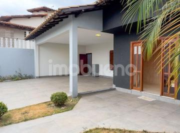 izedov02ogvmogu0ywq0mtfl_md · Casa à Venda com piscina, 3 quartos sendo 3 suítes no Centro.