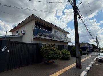 Casa · 361m² · 4 Quartos · 2 Vagas · Sobrado para venda na Regiao da Vila A em Foz do Iguaçu, PR.