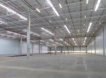 Comercial · 8200m² · 9 Vagas · Galpão à venda em Batistini - SP