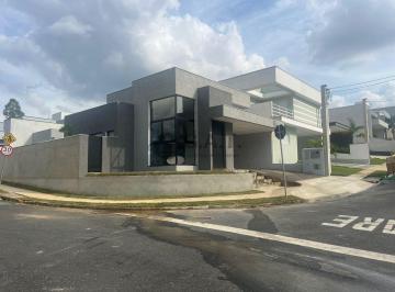 Foto 01 · Aluguel de Casa em Condomínio de Luxo em Sorocaba-SP, Bairro Aparecidinha: 3 Quartos, 3 Suítes, 2 Sa