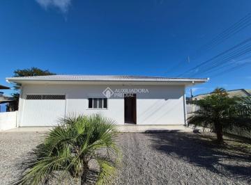 Casa · 120m² · 3 Quartos · 2 Vagas · Excelente Casa de esquina à venda na Praia do Sonho!